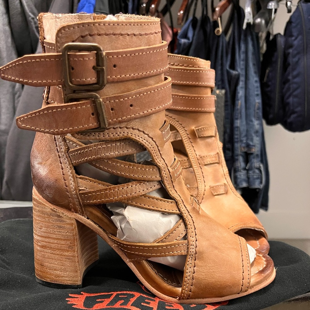 Brand new in box Freebird boots. Tiara size 7. Tan
